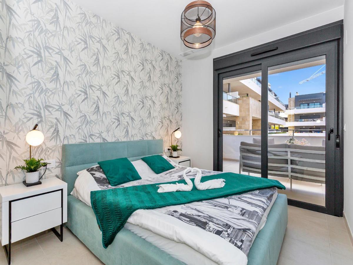 Lovely First Floor Apartment, Heating Pool ! Alicante Exterior foto